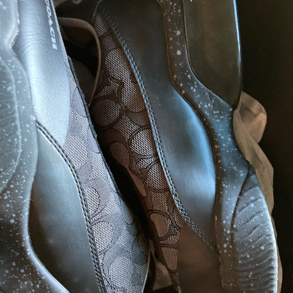 Selling Coach shoes New never used - Picture 3 of 5